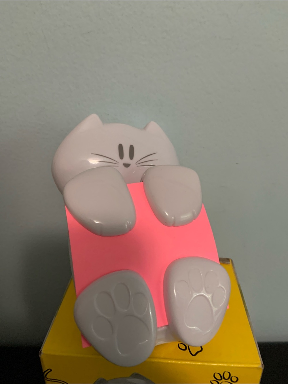 Cat Post-It Note Dispenser - Picture 2 of 8